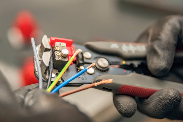 Best Commercial Electrician Services  in Avon, IN